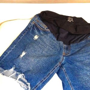 Time + True Maternity Denim Shorts